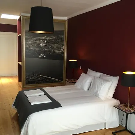 Pimms Ribeira Oda ve Kahvaltı 3*