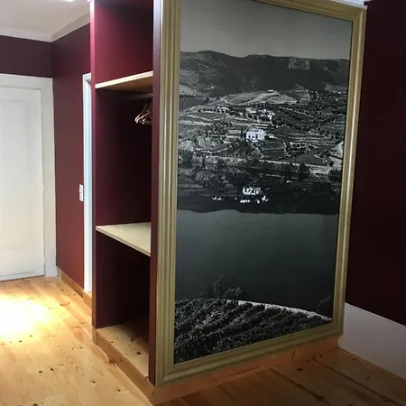 Pimms Ribeira Bed & Breakfast 3*