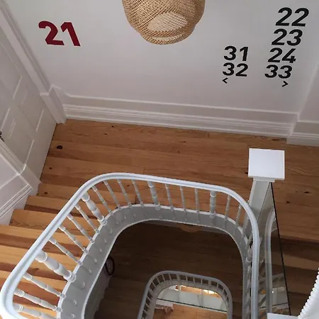 Alojamento de Acomodação e Pequeno-almoço Pimms Ribeira 3*