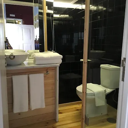 Pimms Ribeira Alojamento de Acomodação e Pequeno-almoço