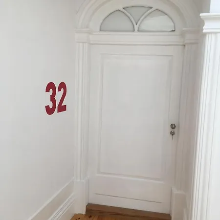 Alojamento de Acomodação e Pequeno-almoço Pimms Ribeira 3*