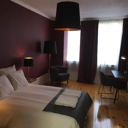 Pimms Ribeira Bed & Breakfast