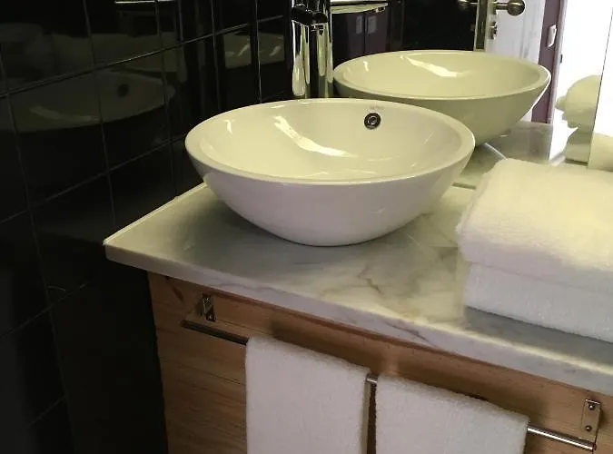 Bed & Breakfast Pimms Ribeira 3*