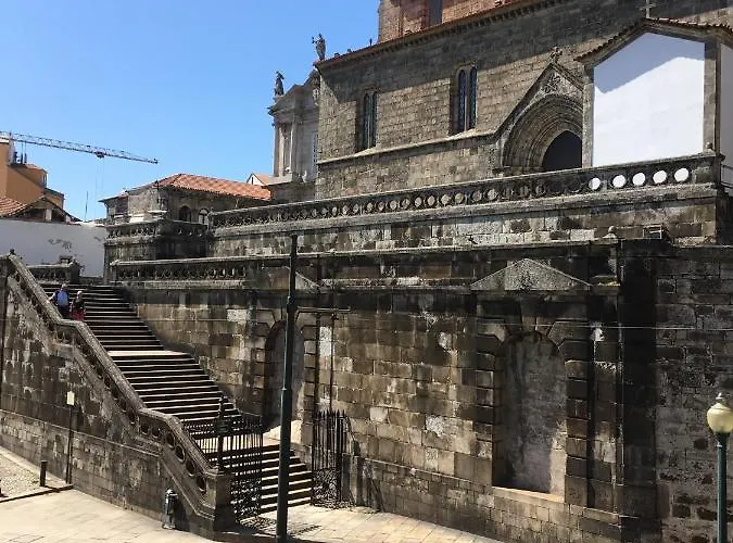 Bed & Breakfast Pimms Ribeira Oporto